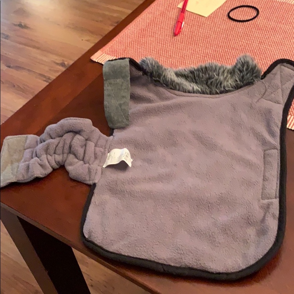 Small puppy jacket / warmer